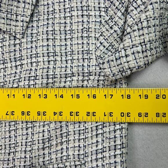 Chanel Tweed Jacket Women's 34 White & Blue Silk Blend Lining - Picture 15 of 15